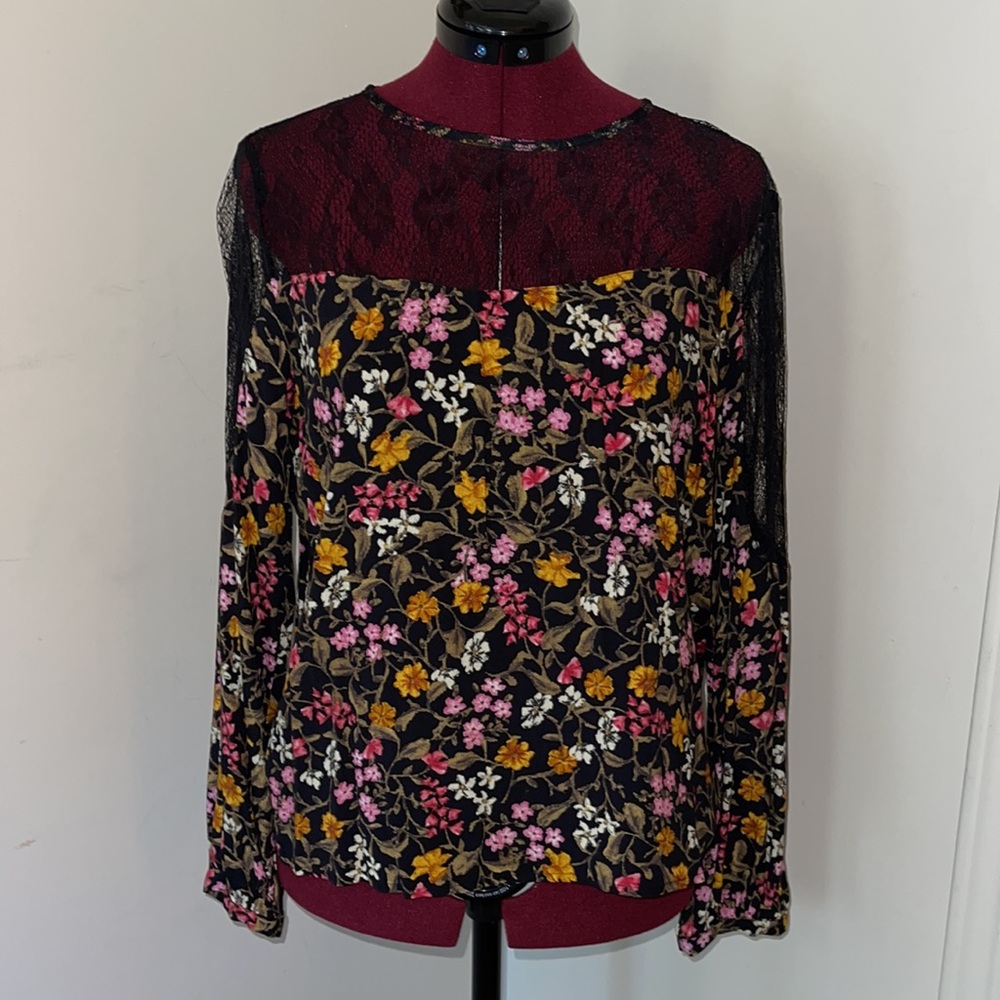 Zara Floral and Lace Blouse